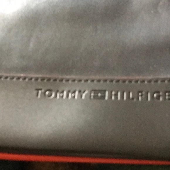 Tommy Hilfiger bag - Picture 5 of 5